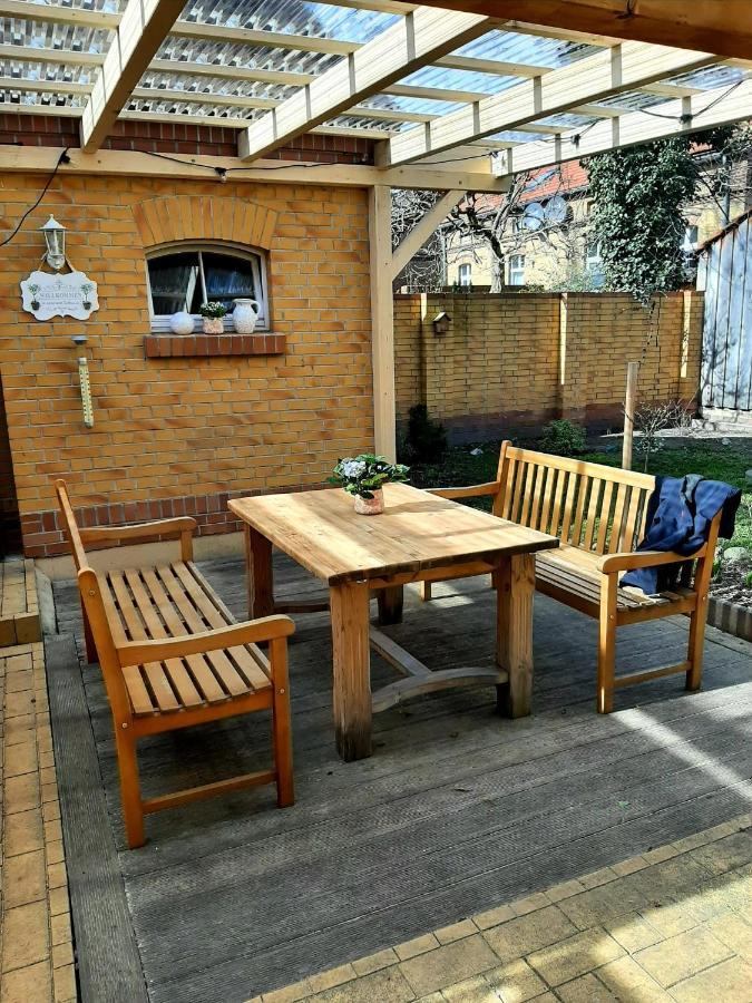 Glashuettchen Mit 2 Schlafzimmern, Sauna Und Schoenem Garten Annahutte