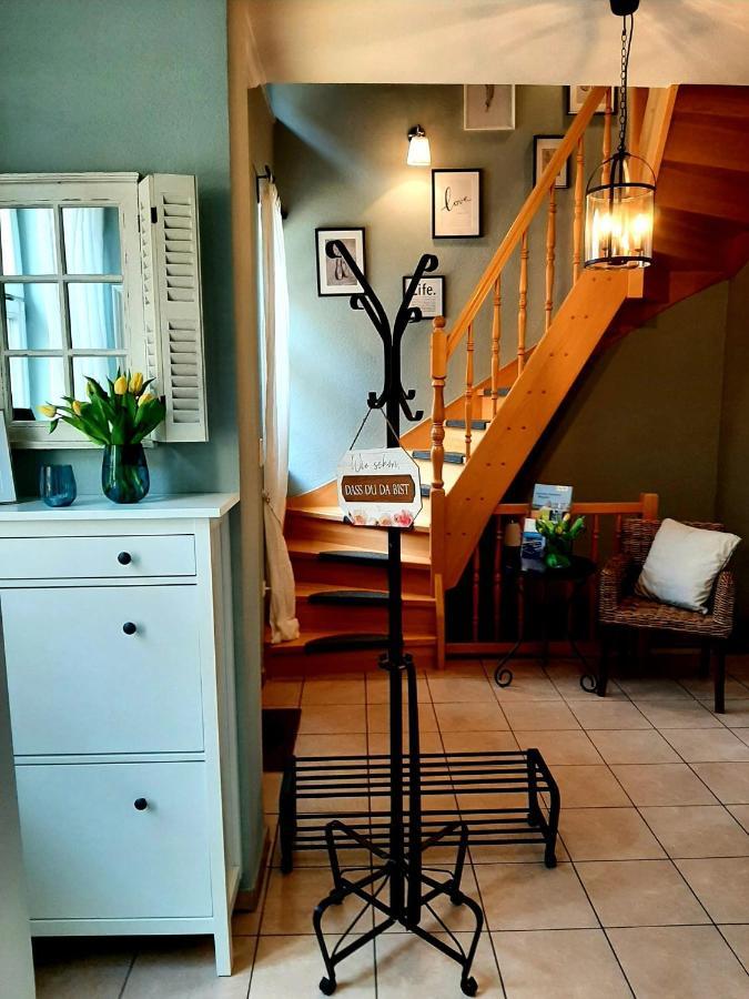 Glashuettchen Mit 2 Schlafzimmern, Sauna Und Schoenem Garten * Annahutte